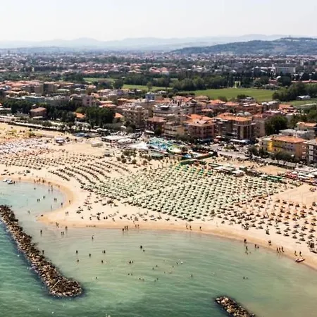 公寓 Fabbri A Rivabella Di *